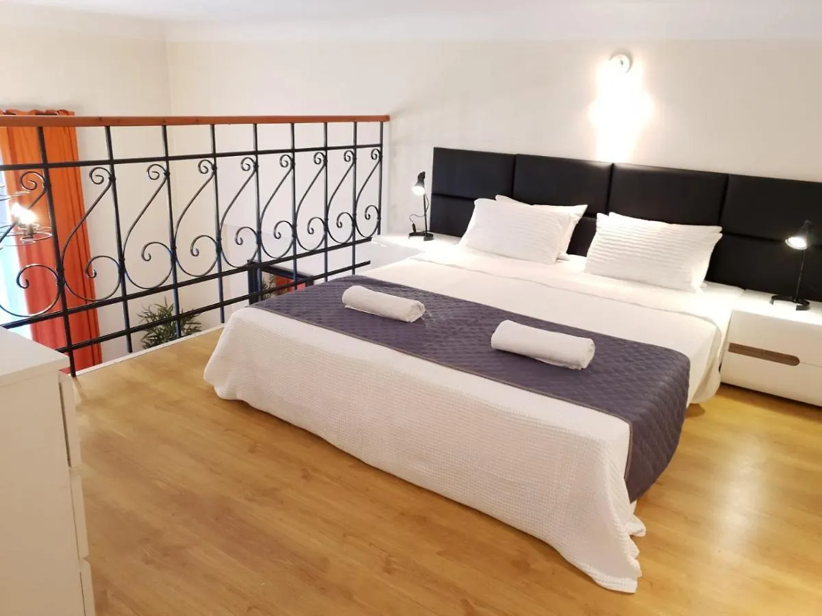 Golden Apartments With Lift - Old Town Krakow Poland