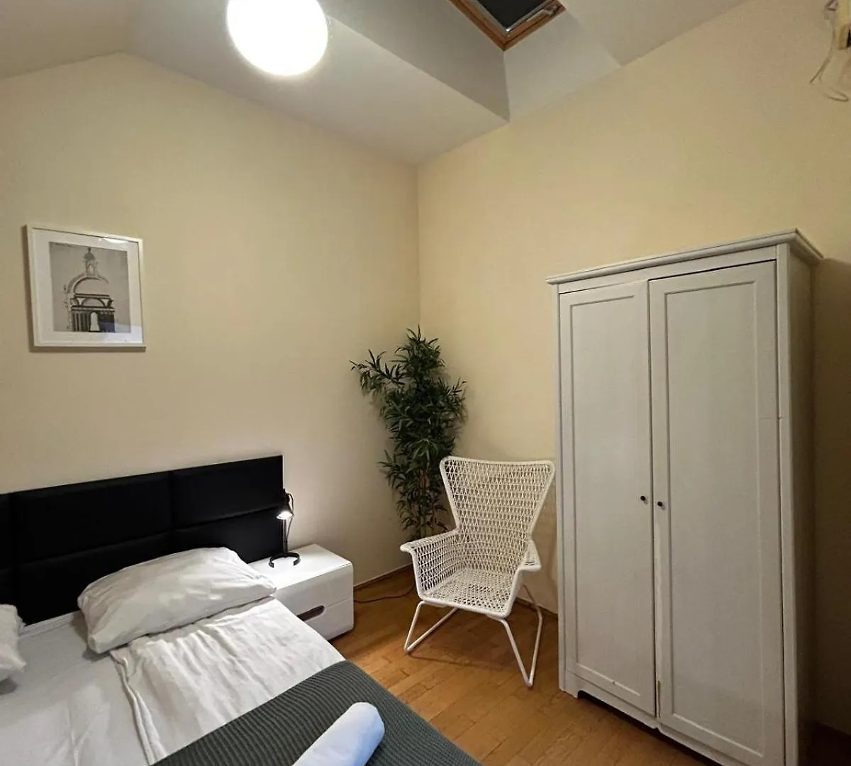 Golden Apartments With Lift - Old Town Krakow Poland